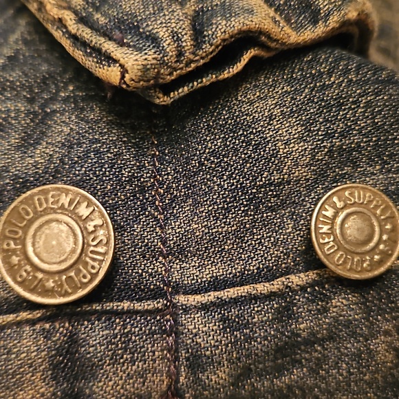 Vintage Distressed Denim Shorts for Men - Picture 3 of 7